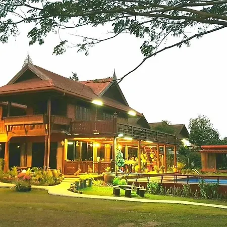 Baan Mansin บ้านม่านศิลป์ Pakchong Exterior photo