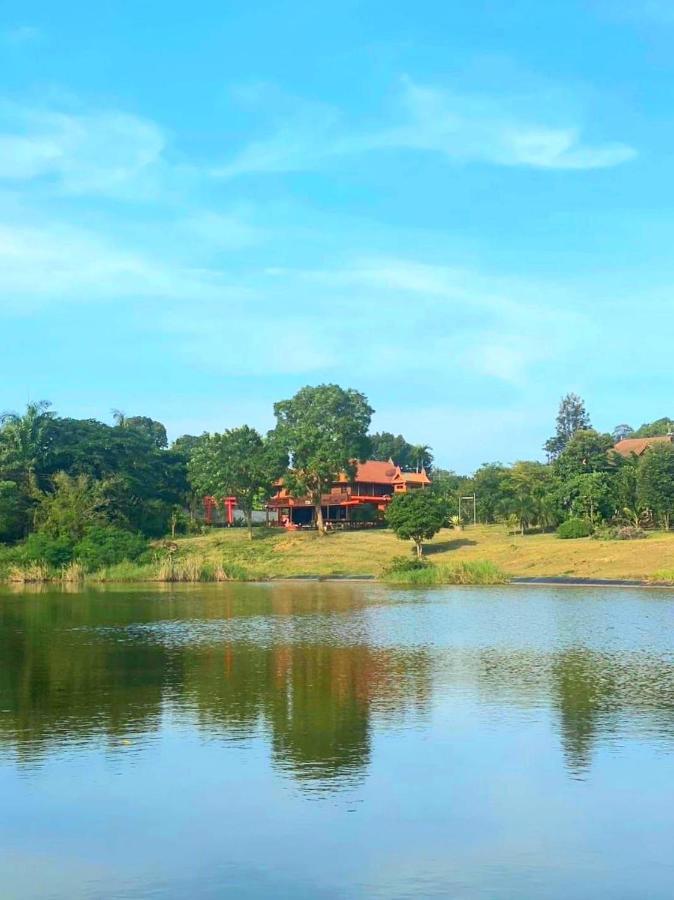 Baan Mansin บ้านม่านศิลป์ विला *